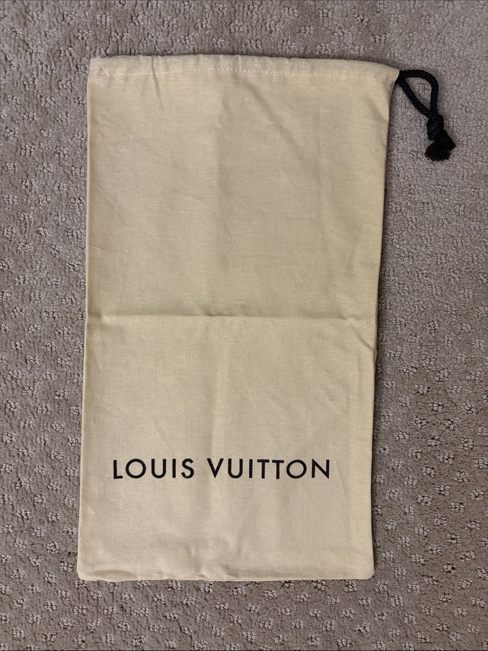 Louis Vuitton drawstring dust bag